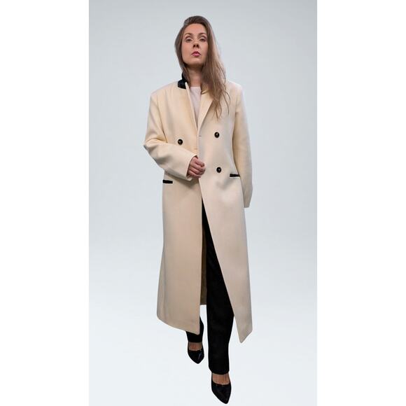 Elegant Cream Wool Coat with Black  Velvet Collar - Size M - Picture 2 of 9
